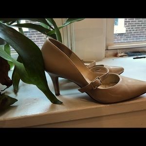 Kelly and Katie Shoes size 5.5